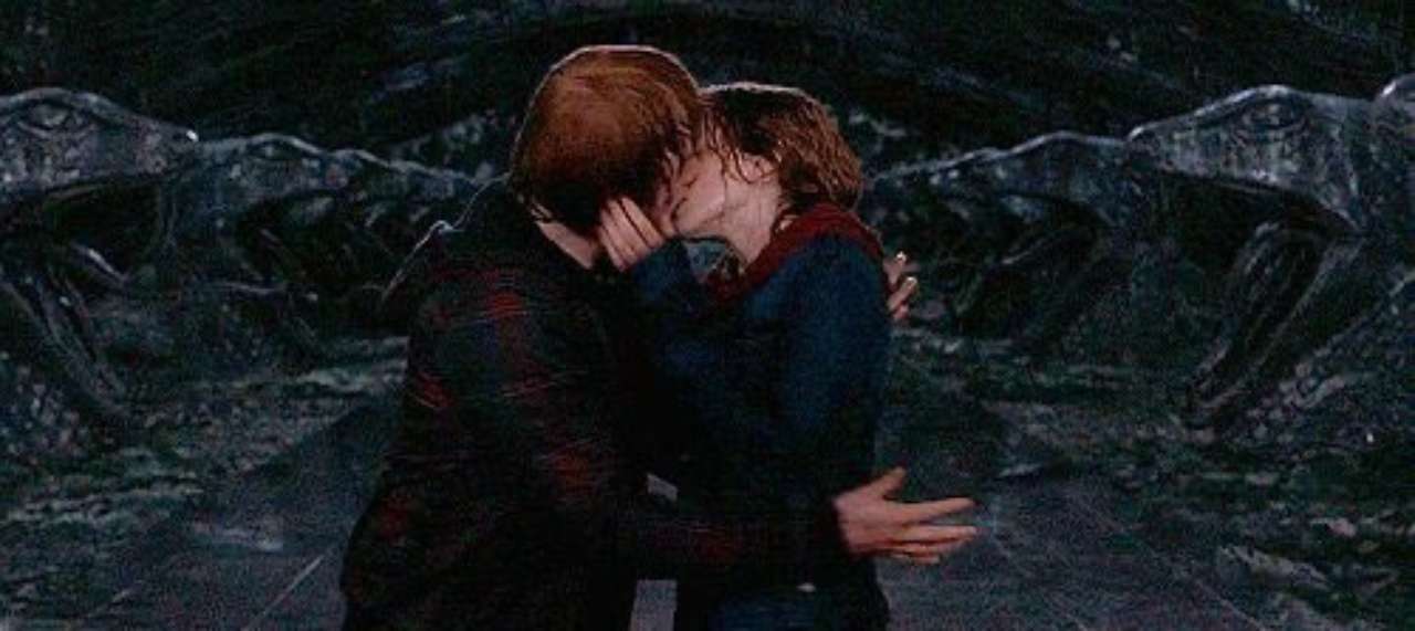 Bacio tra Ron ed Hermione le parole degli attori